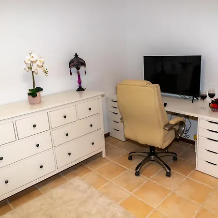 V8 * カレタ・デ・フステ