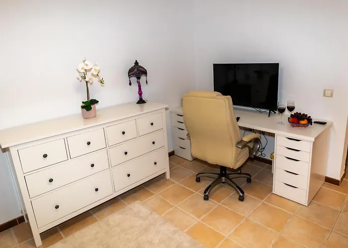 V8 * كاليتا ذي فوستي