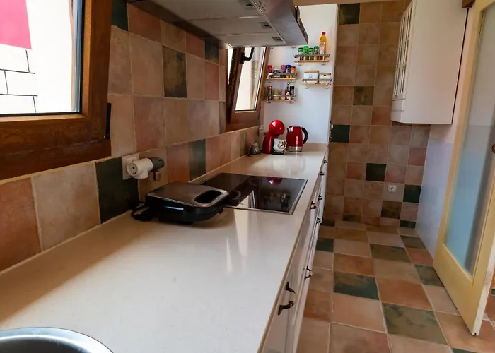 V8 كاليتا ذي فوستي