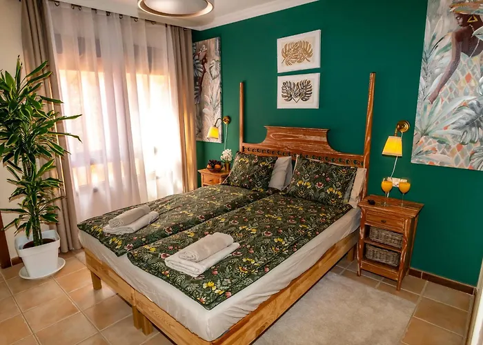 V8 فيلة كاليتا ذي فوستي